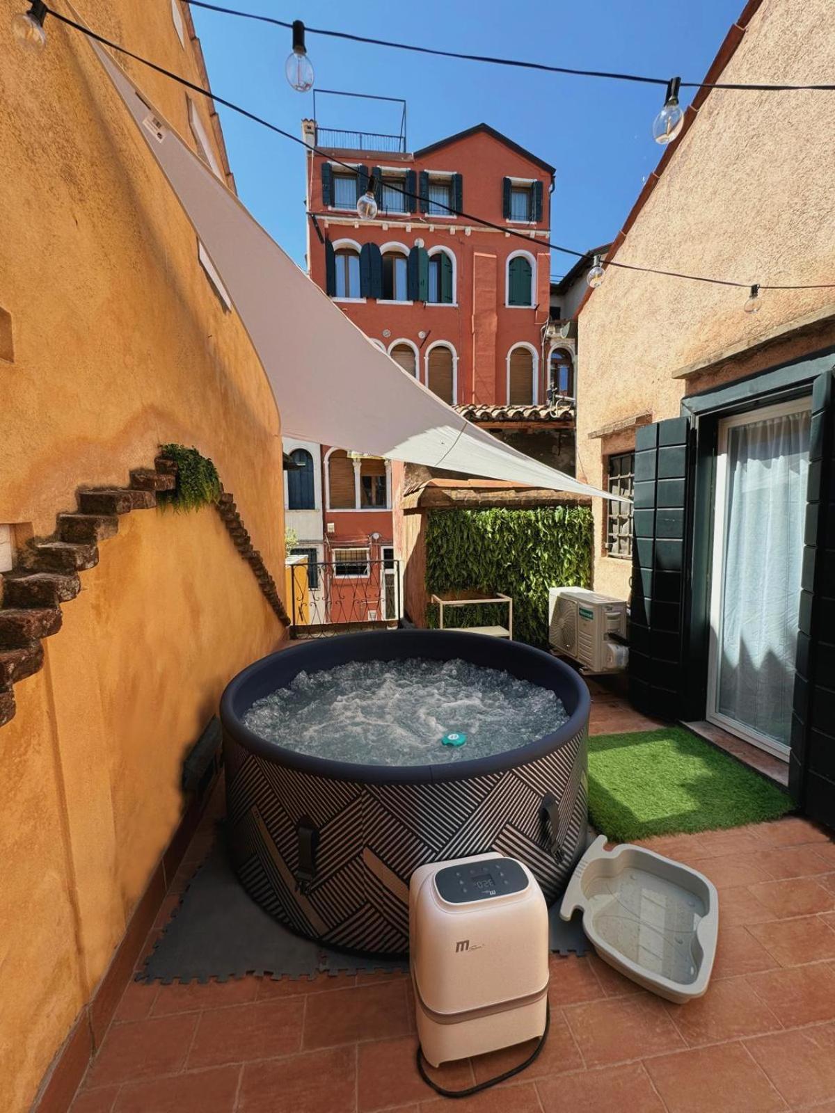 Suite Rava - San Marco With Pool البندقية المظهر الخارجي الصورة